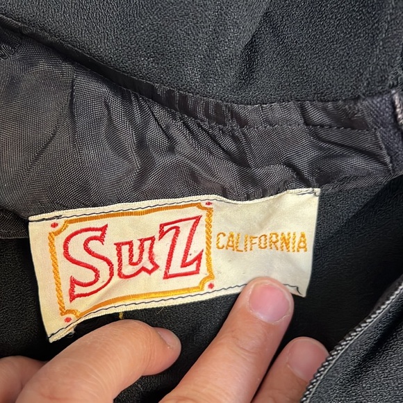 VTG SUZ CALIFORNIA 50/60βS MINI RUFFLE DRESS - Picture 12 of 16